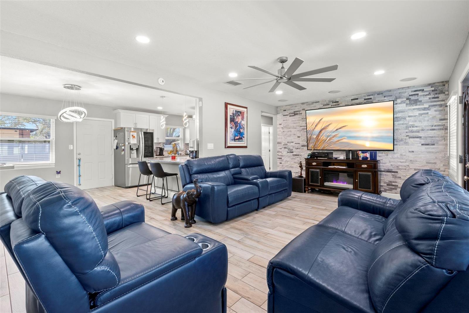 Image 8 of 30 For 1000 59th Avenue S