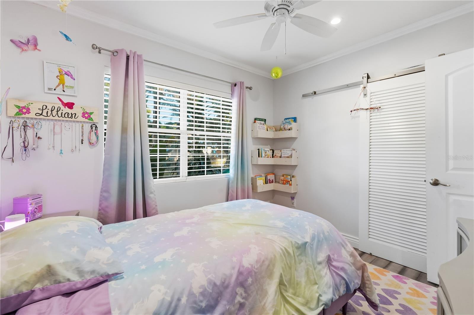 Image 17 of 33 For 2415 16th Street N