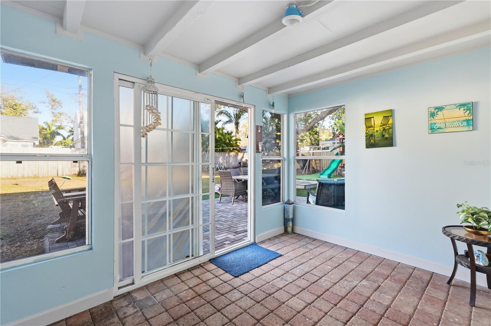 Image 22 of 33 For 2415 16th Street N