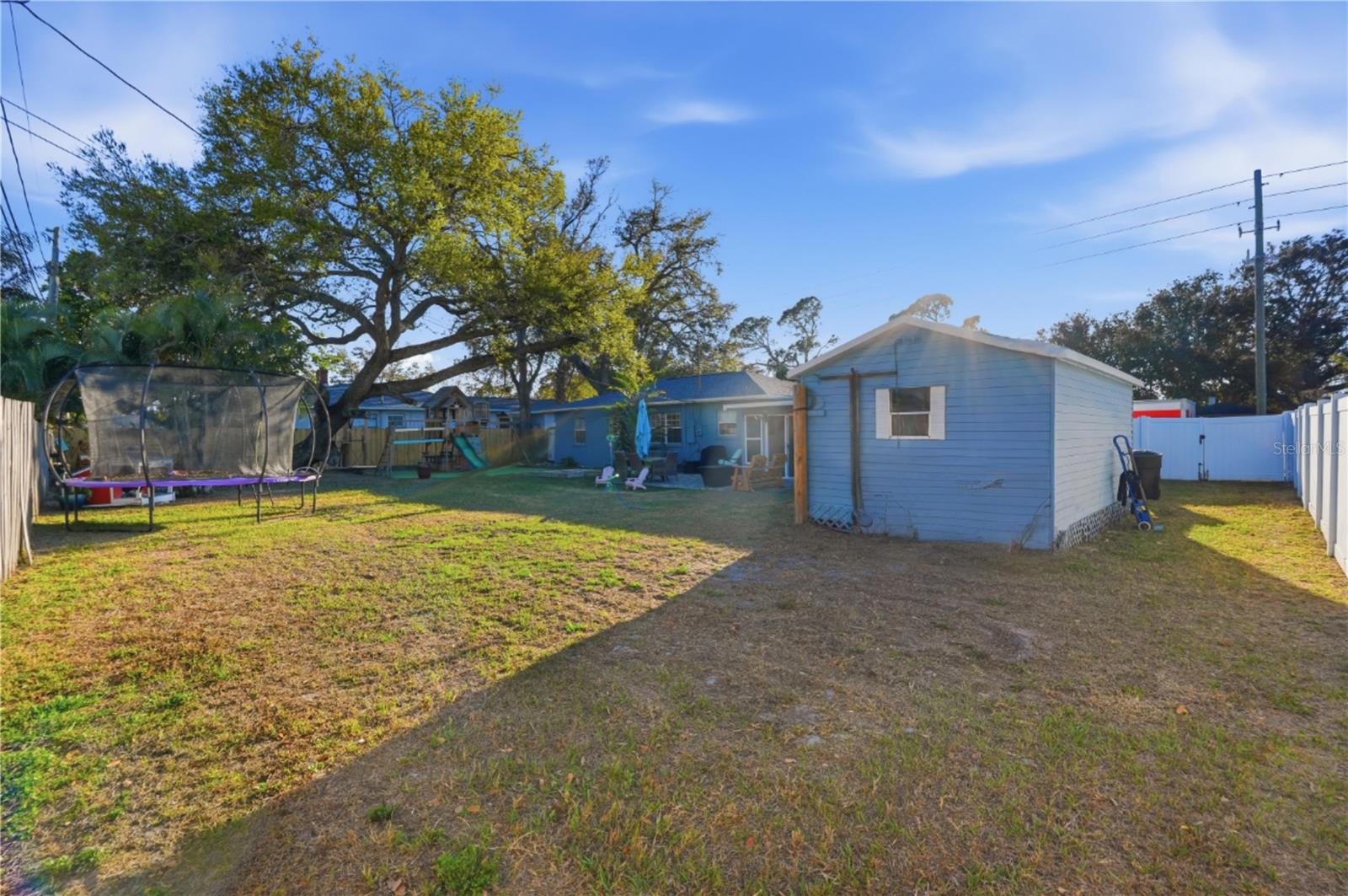 Image 26 of 33 For 2415 16th Street N