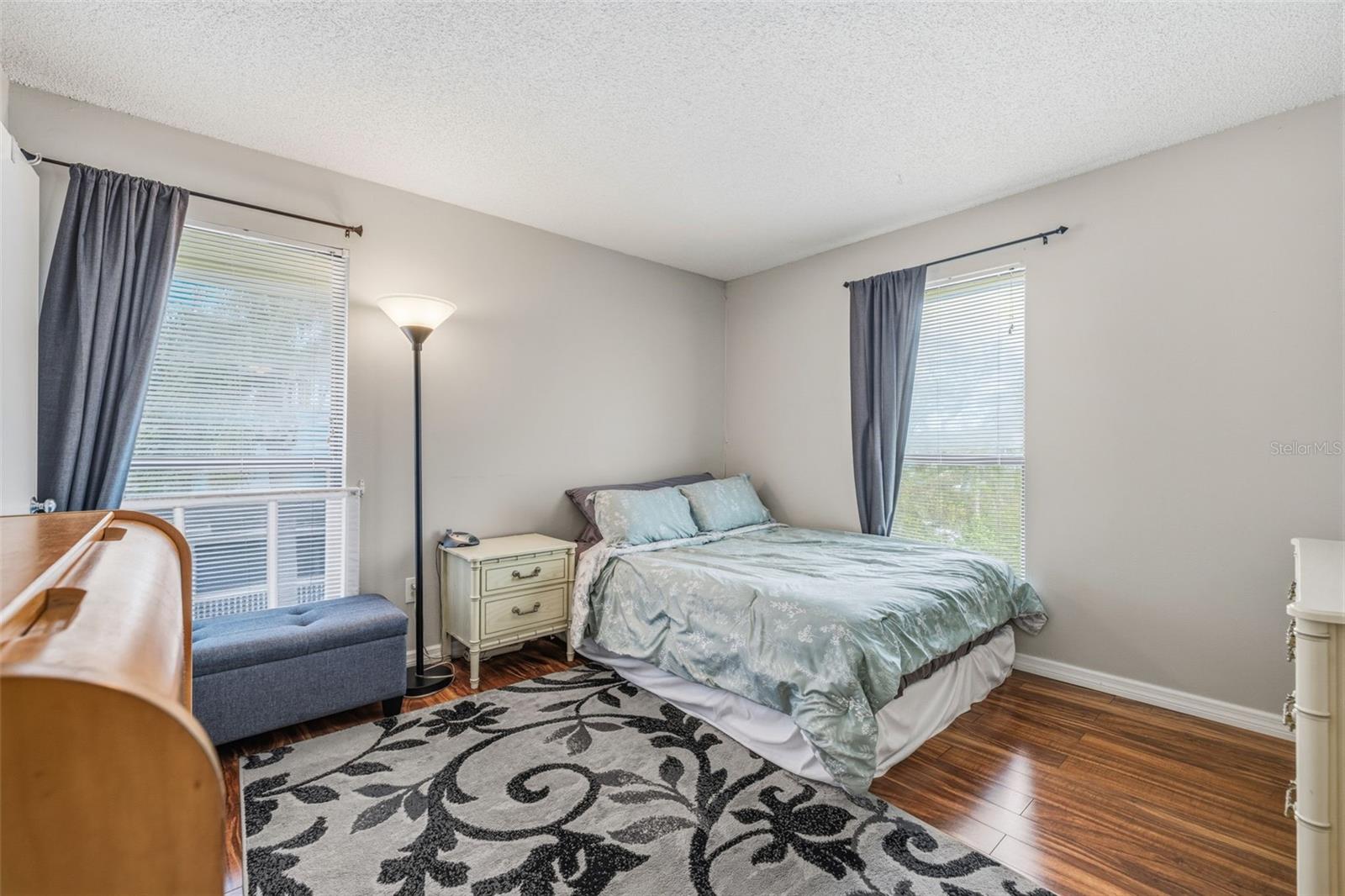 Image 12 of 45 For 455 Alt 19 S 163