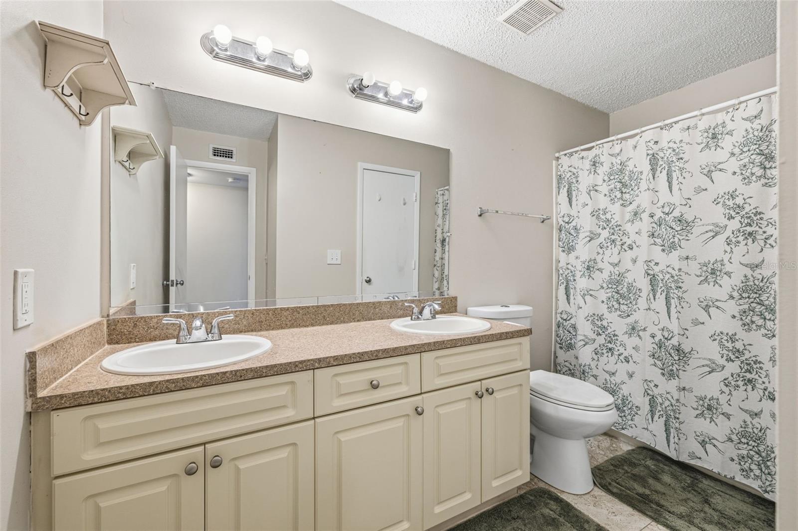 Image 16 of 45 For 455 Alt 19 S 163