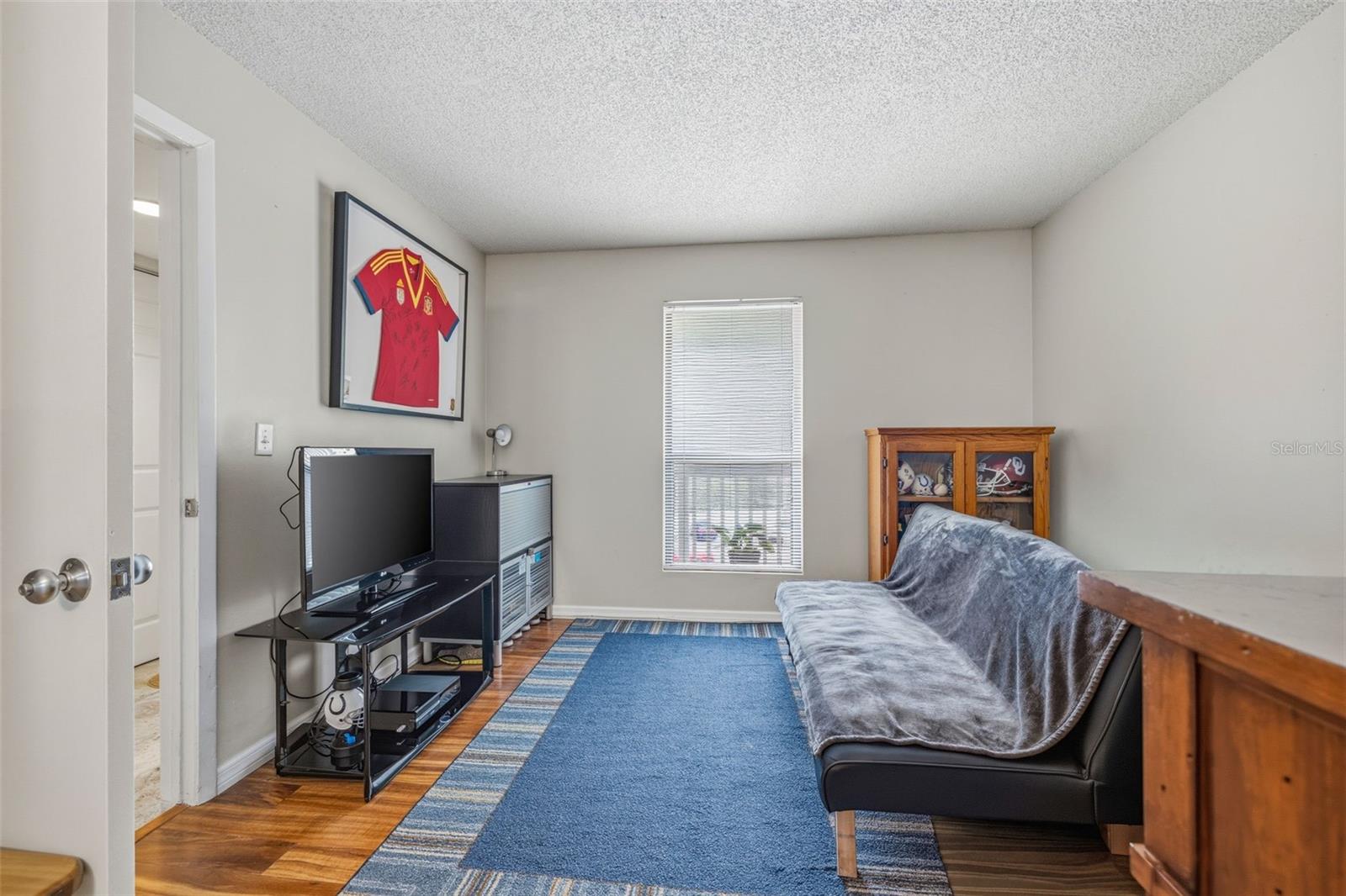 Image 19 of 45 For 455 Alt 19 S 163