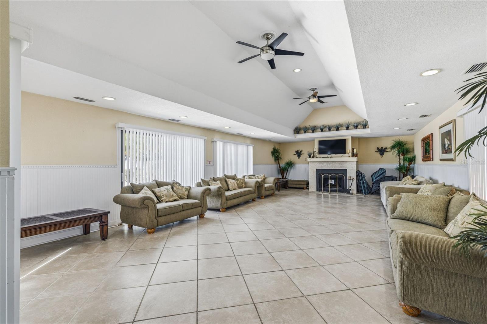 Image 31 of 45 For 455 Alt 19 S 163