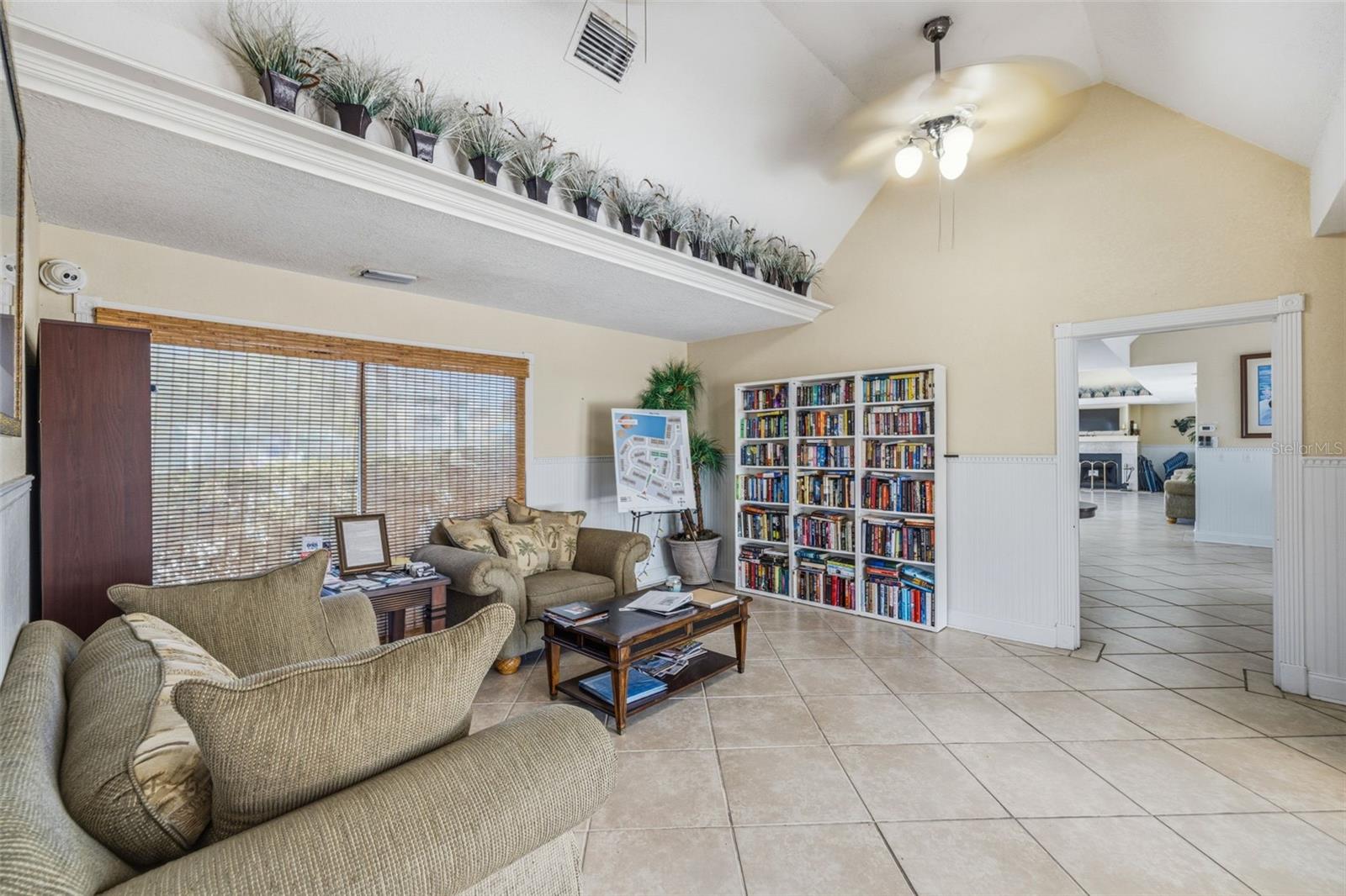 Image 32 of 45 For 455 Alt 19 S 163