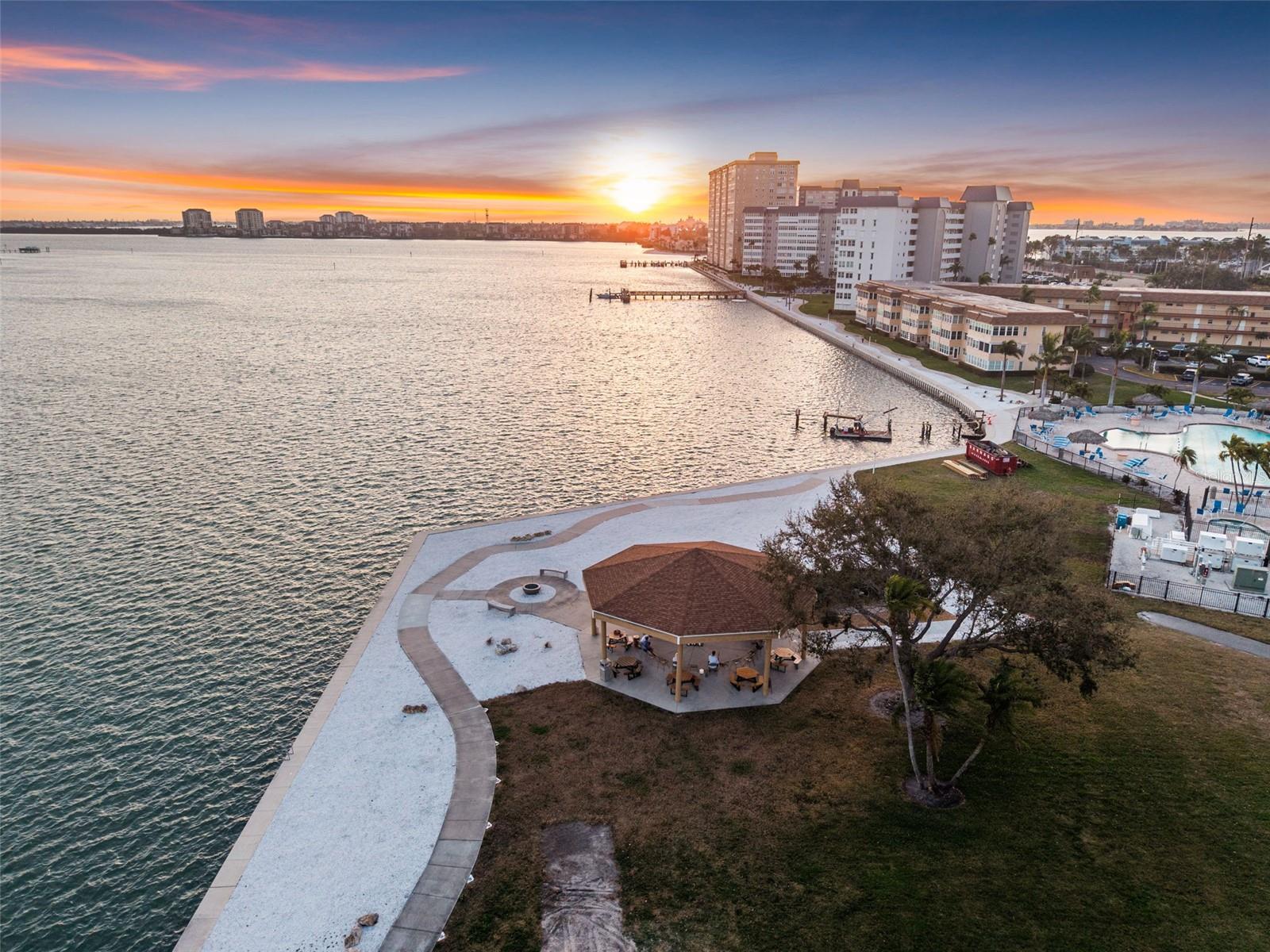 Image 24 of 37 For 5130 Brittany Drive S 201