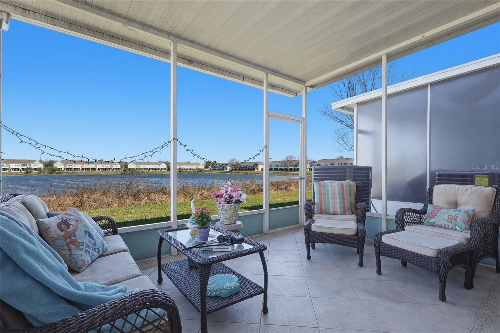 Listing photo id 22 for 4949 Pond Ridge Drive