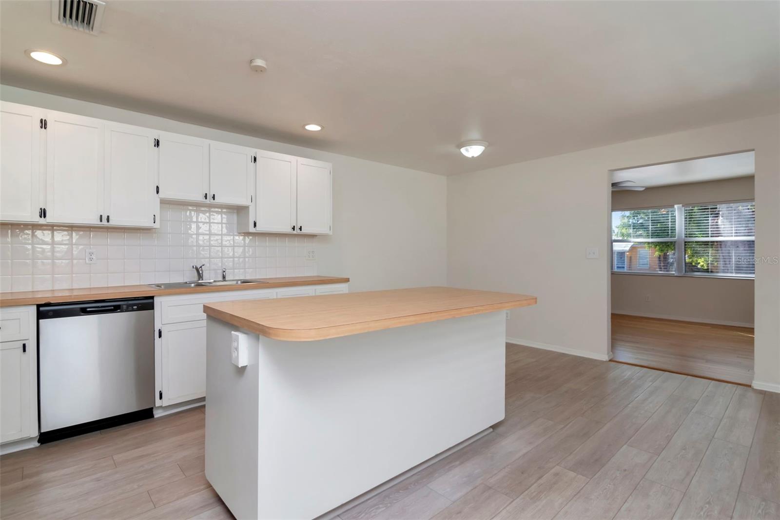 Image 11 of 55 For 3305 56th Avenue N