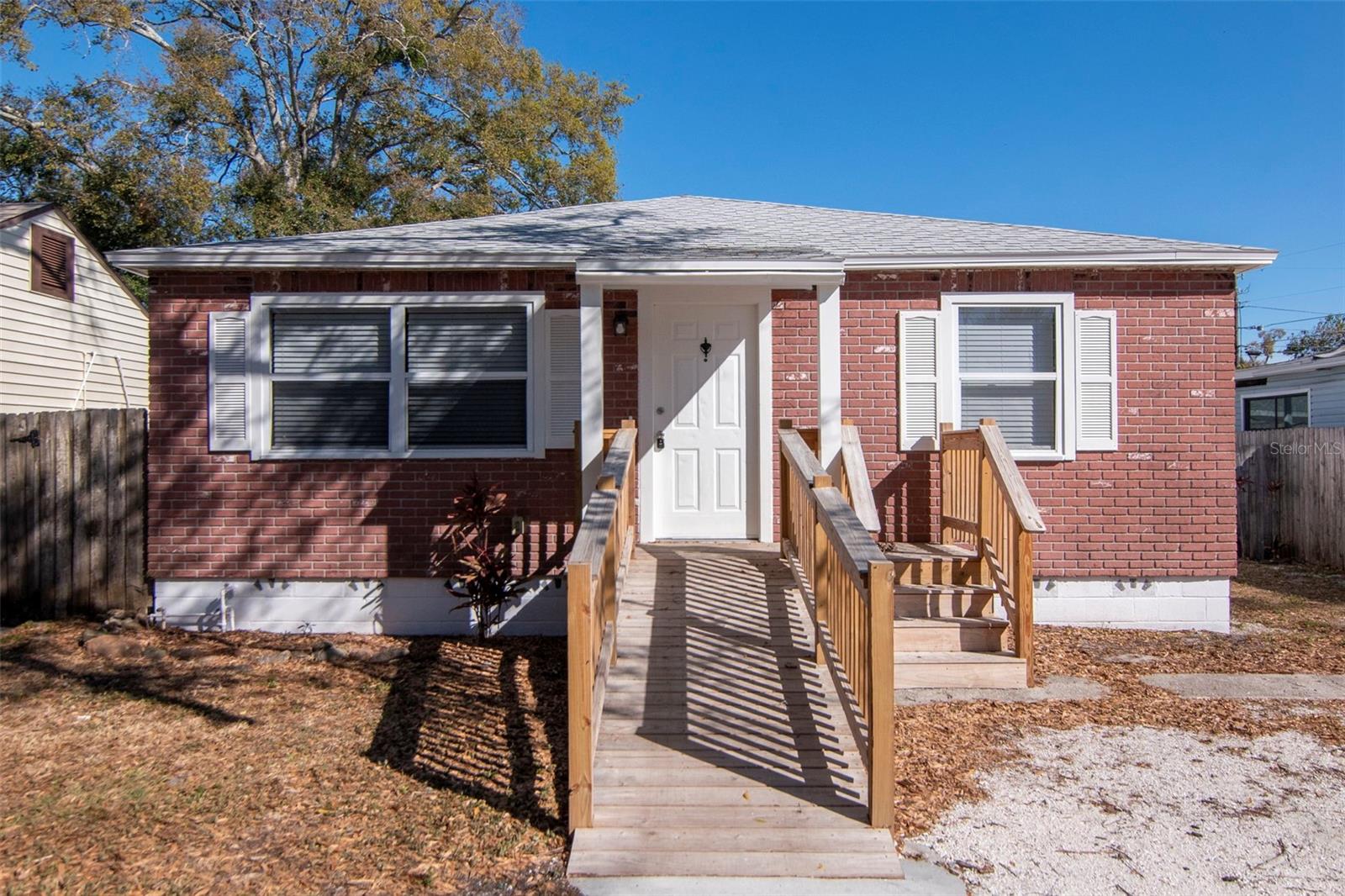 Image 3 of 55 For 3305 56th Avenue N