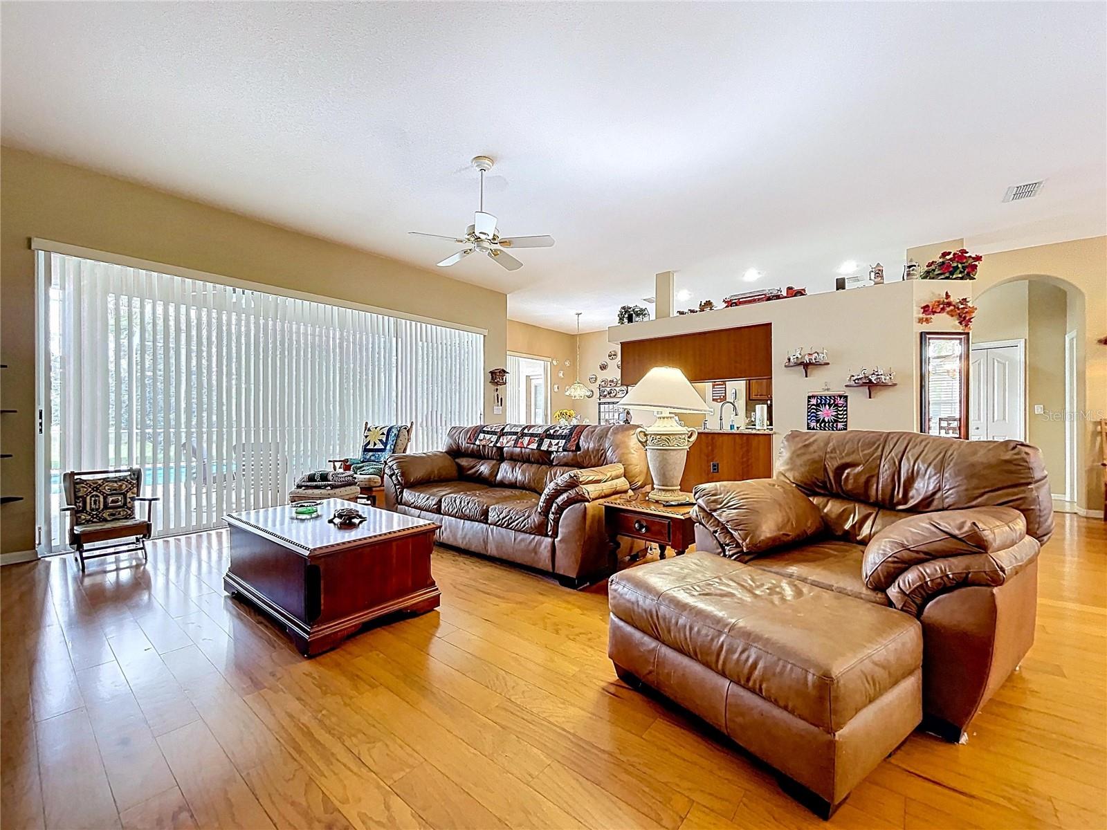 Image 17 of 38 For 1144 Pristine Place