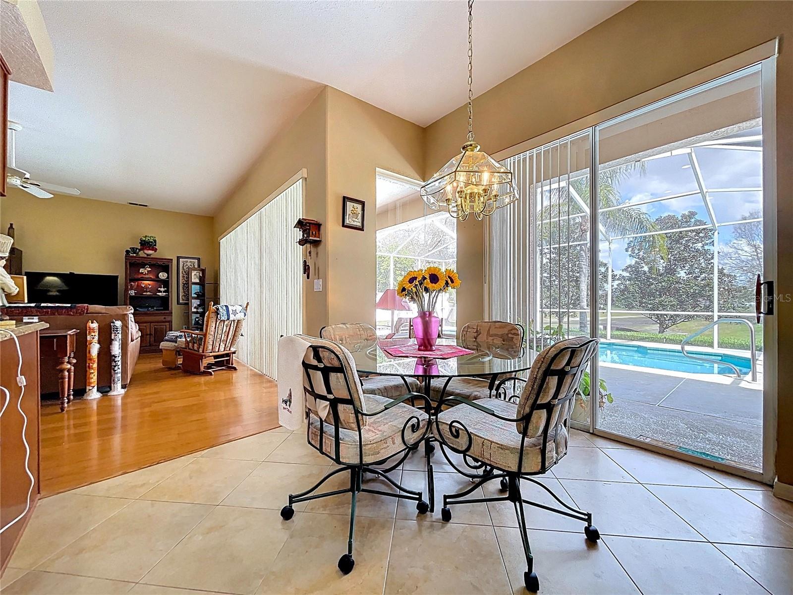 Image 22 of 38 For 1144 Pristine Place