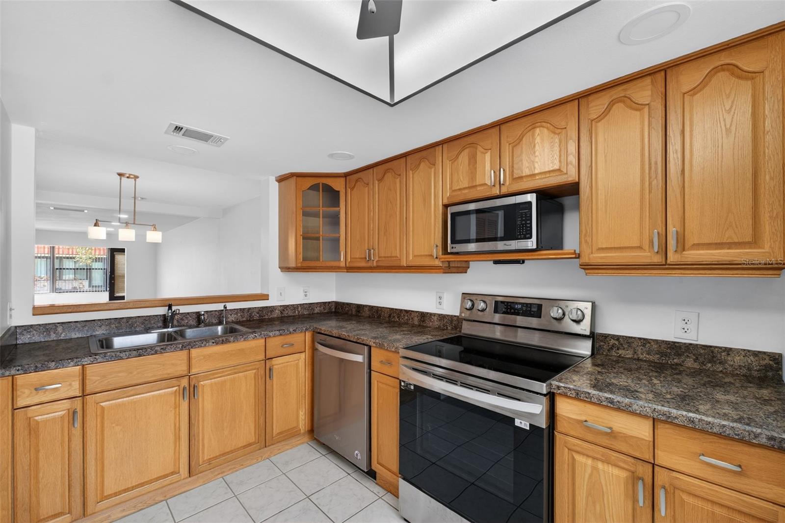 Image 15 of 74 For 19029 Us Highway 19 N 18f