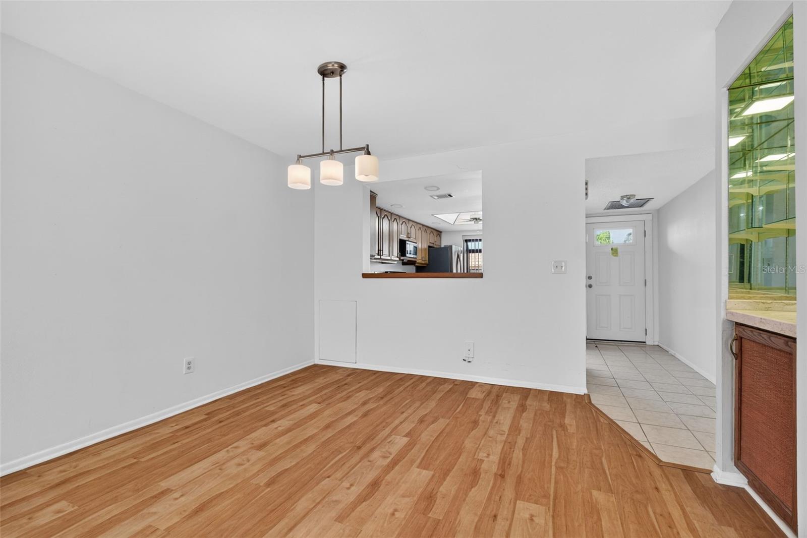 Image 20 of 74 For 19029 Us Highway 19 N 18f