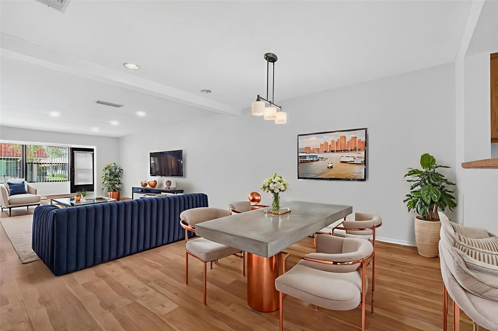 Image 25 of 74 For 19029 Us Highway 19 N 18f