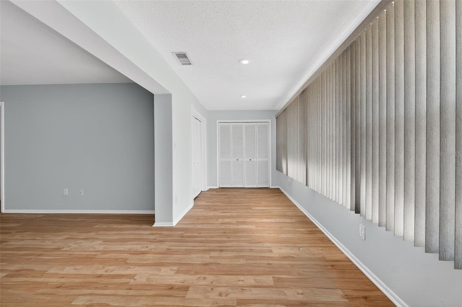 Image 33 of 74 For 19029 Us Highway 19 N 18f