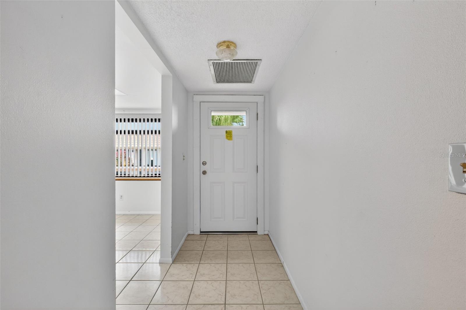 Image 9 of 74 For 19029 Us Highway 19 N 18f