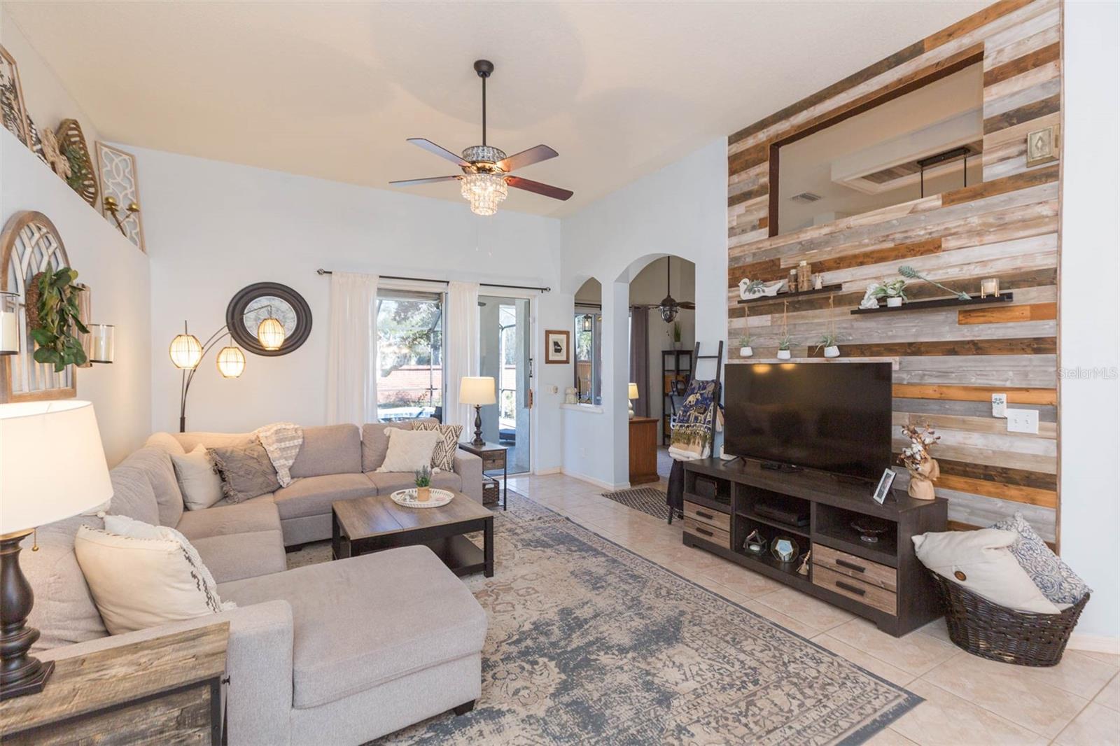 Image 11 of 51 For 7007 Potomac Circle