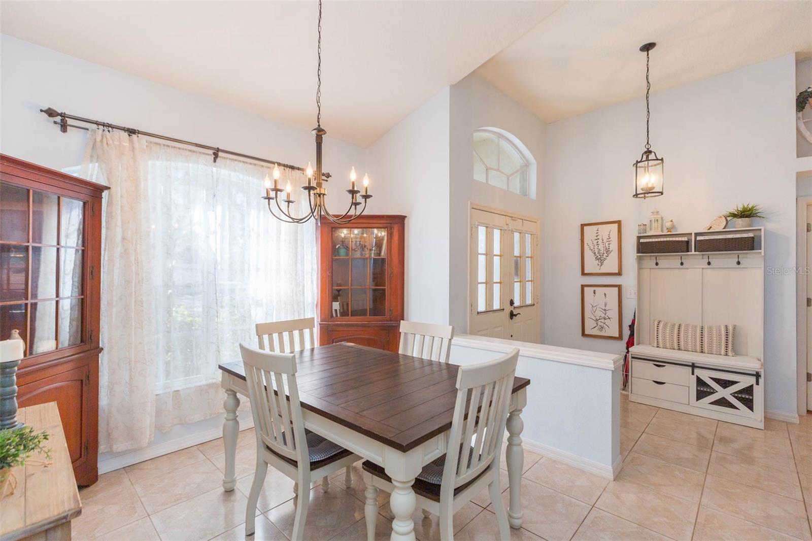 Image 7 of 51 For 7007 Potomac Circle