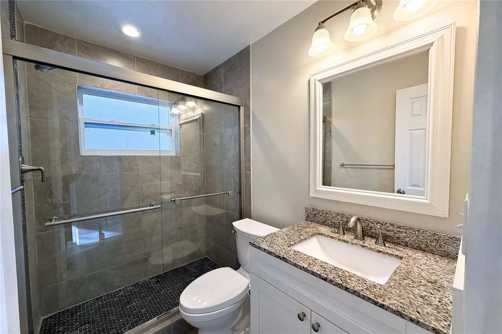 Image 10 of 18 For 11960 79th Avenue