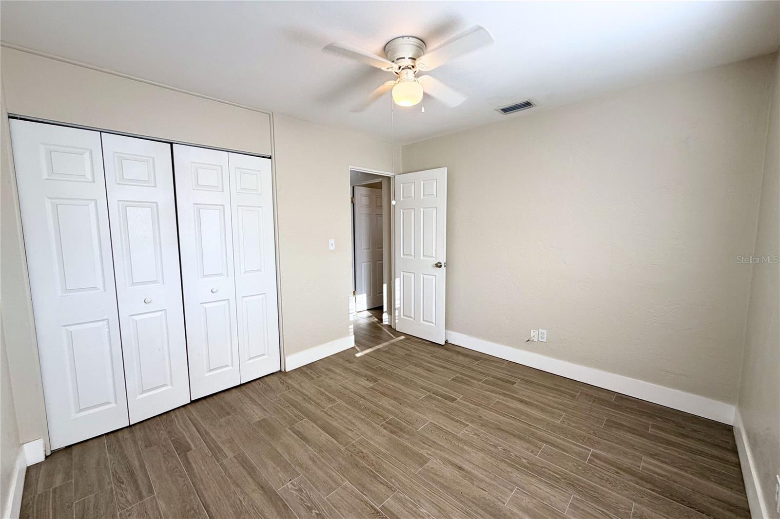 Image 12 of 18 For 11960 79th Avenue