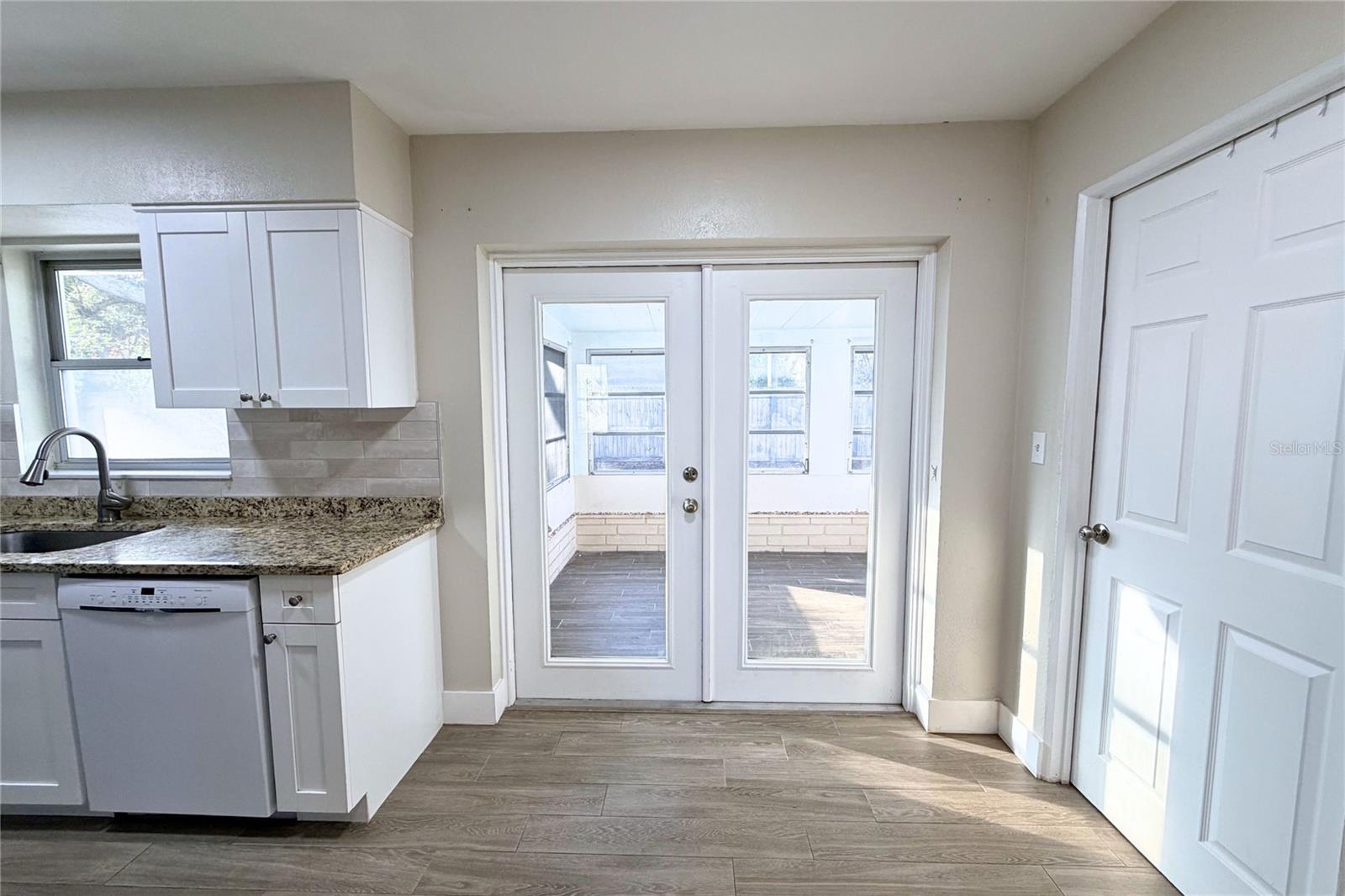 Image 7 of 18 For 11960 79th Avenue