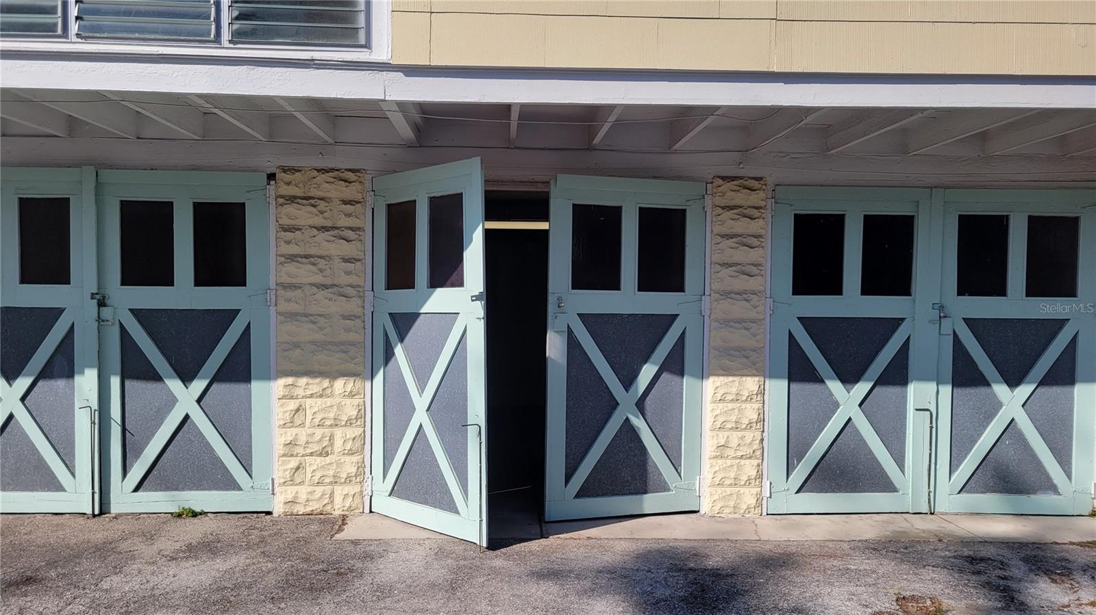 Image 3 of 7 For 144 9th Ave Ne  C