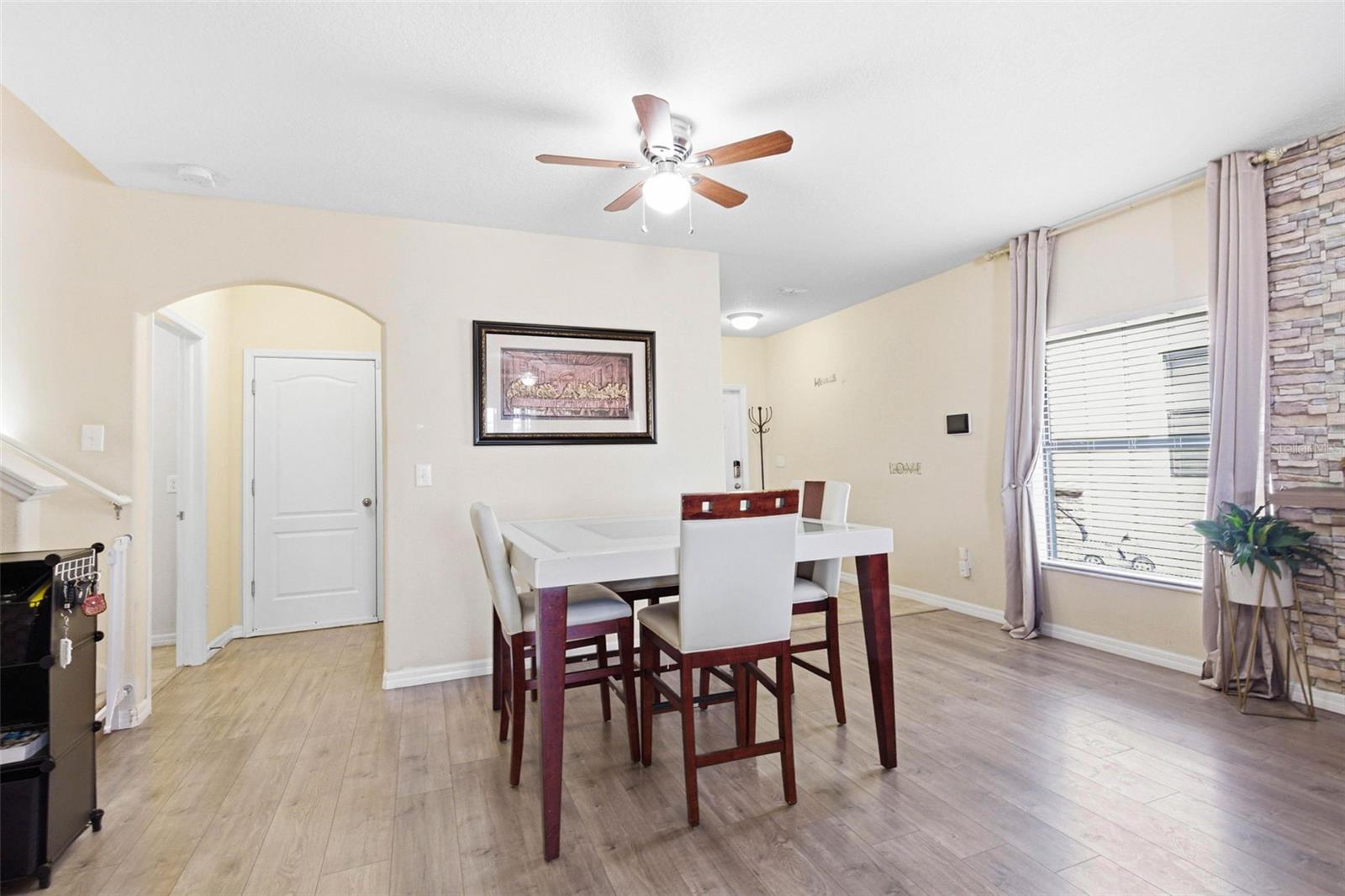 Image 5 of 35 For 10135 Newminster Loop