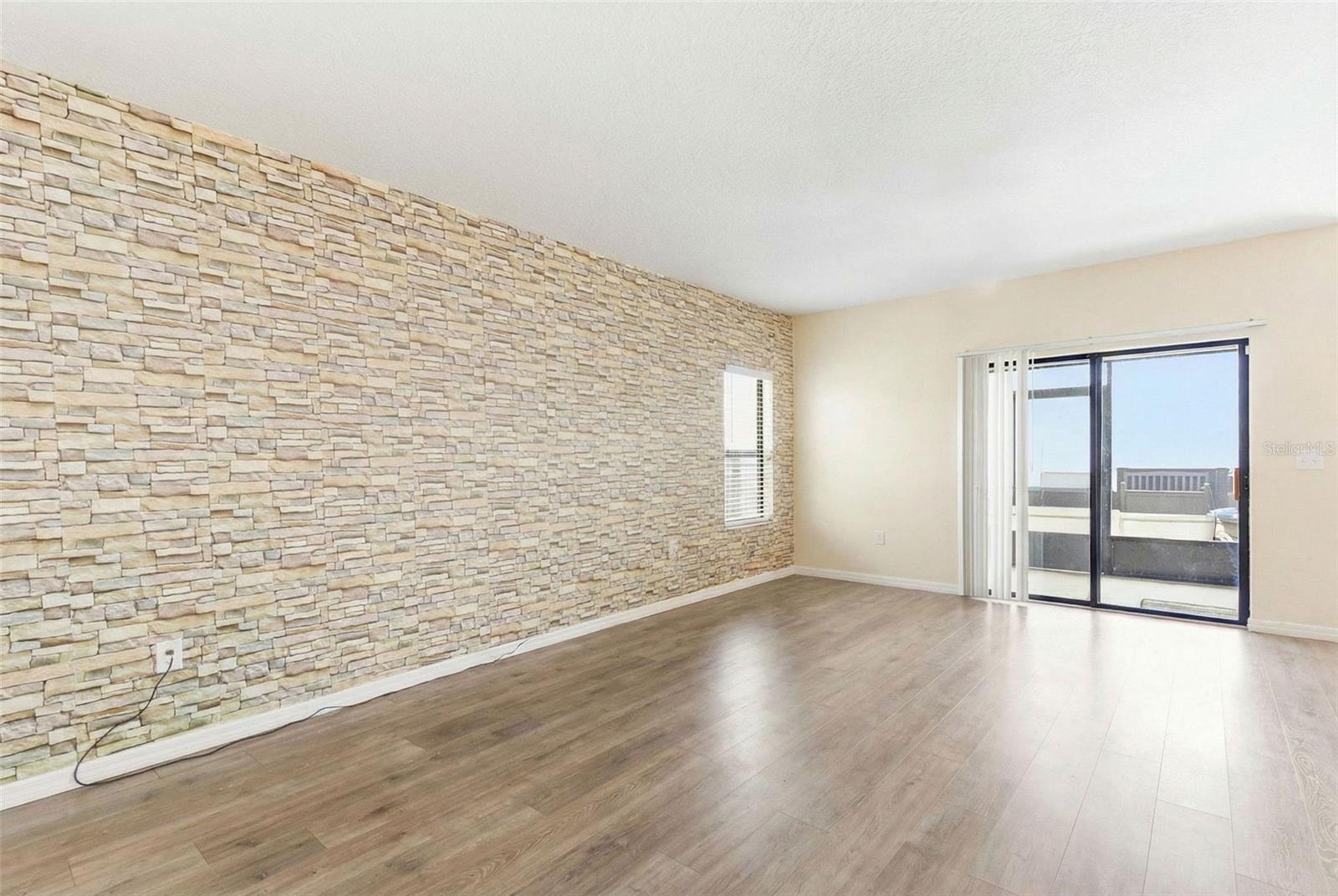 Image 9 of 35 For 10135 Newminster Loop