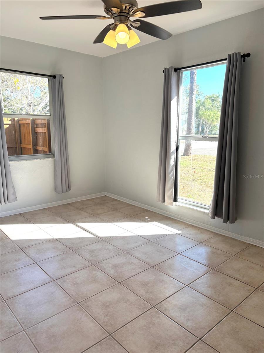 Image 15 of 27 For 1060 41st Street N