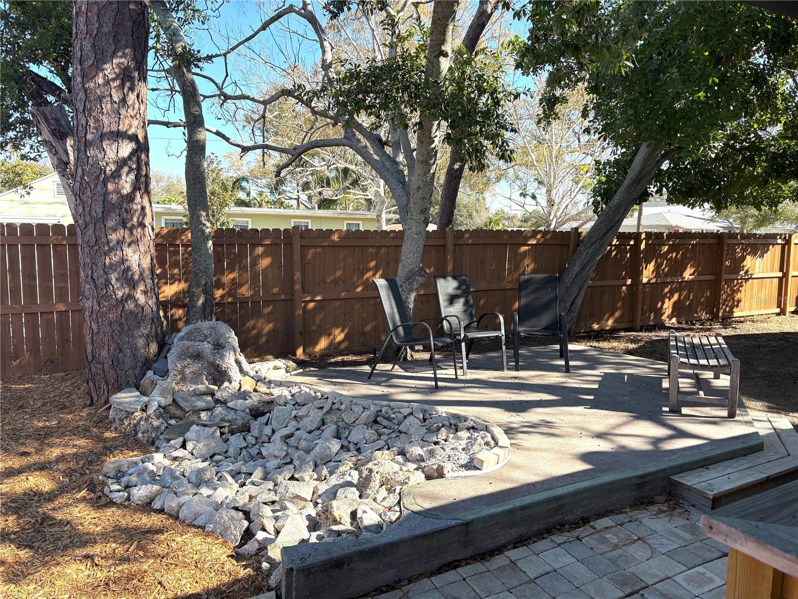 Image 22 of 27 For 1060 41st Street N