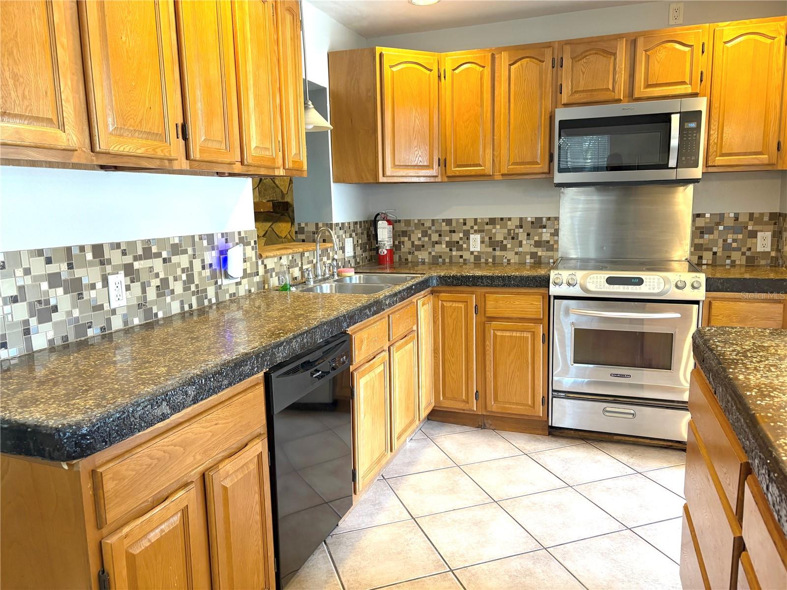 Image 4 of 27 For 1060 41st Street N