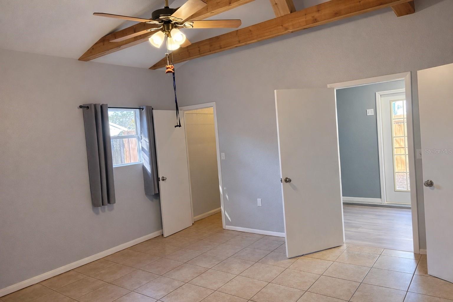 Image 9 of 27 For 1060 41st Street N