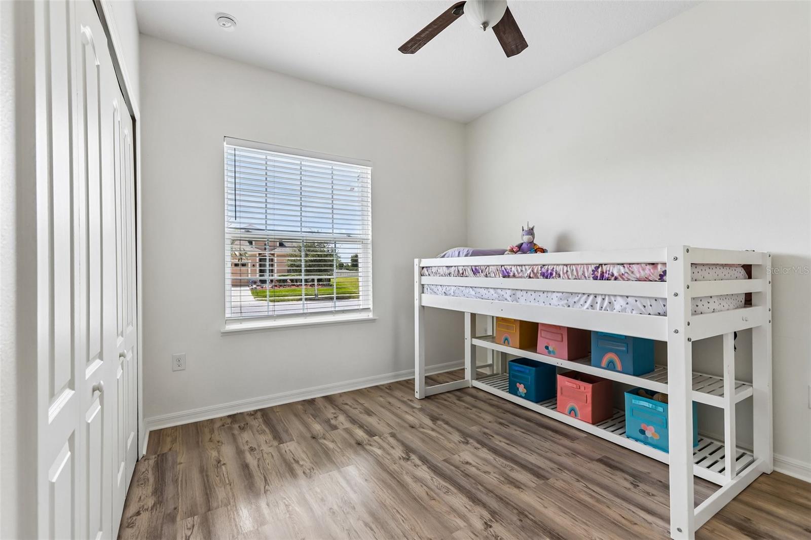 Image 16 of 39 For 8245 Olive Brook Drive