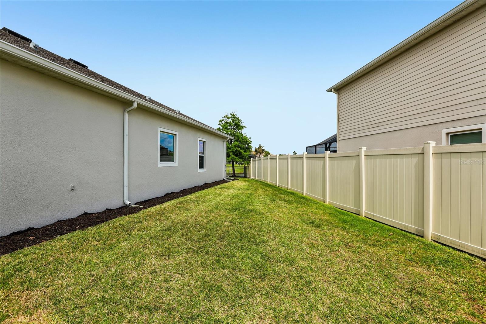 Image 28 of 39 For 8245 Olive Brook Drive