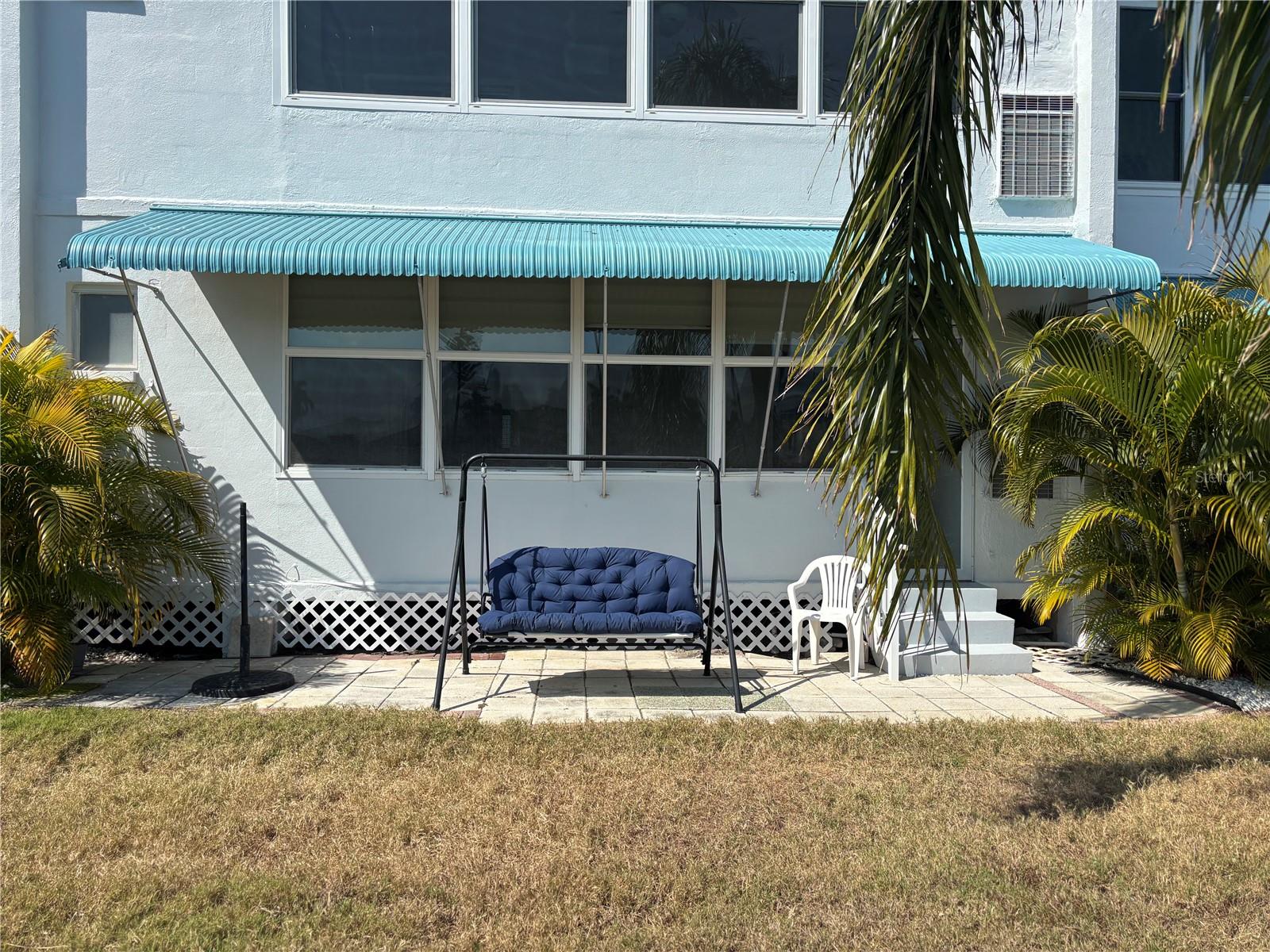 Image 21 of 54 For 1893 Shore Drive S 114