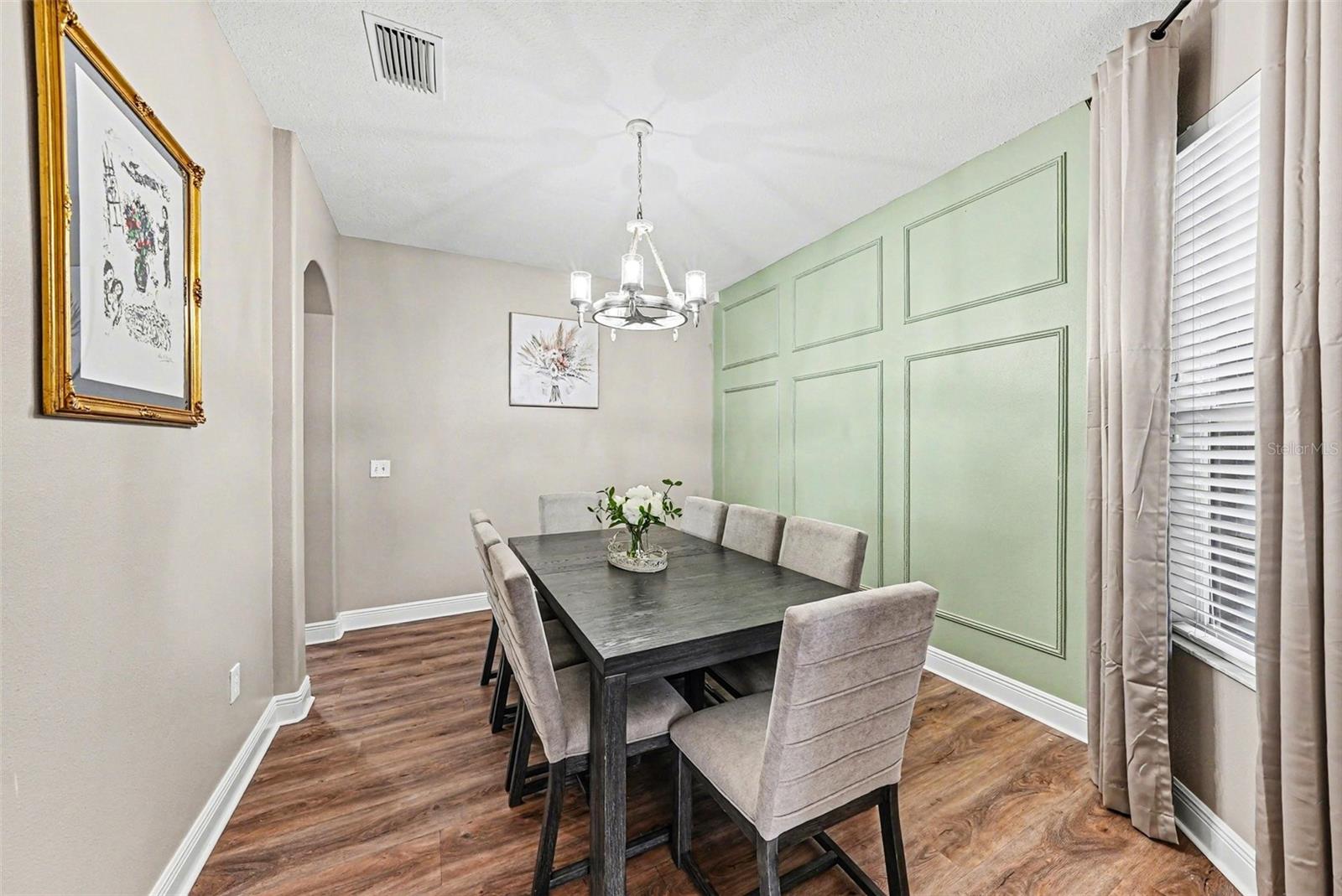 Listing photo id 10 for 5128 Hartwell Loop