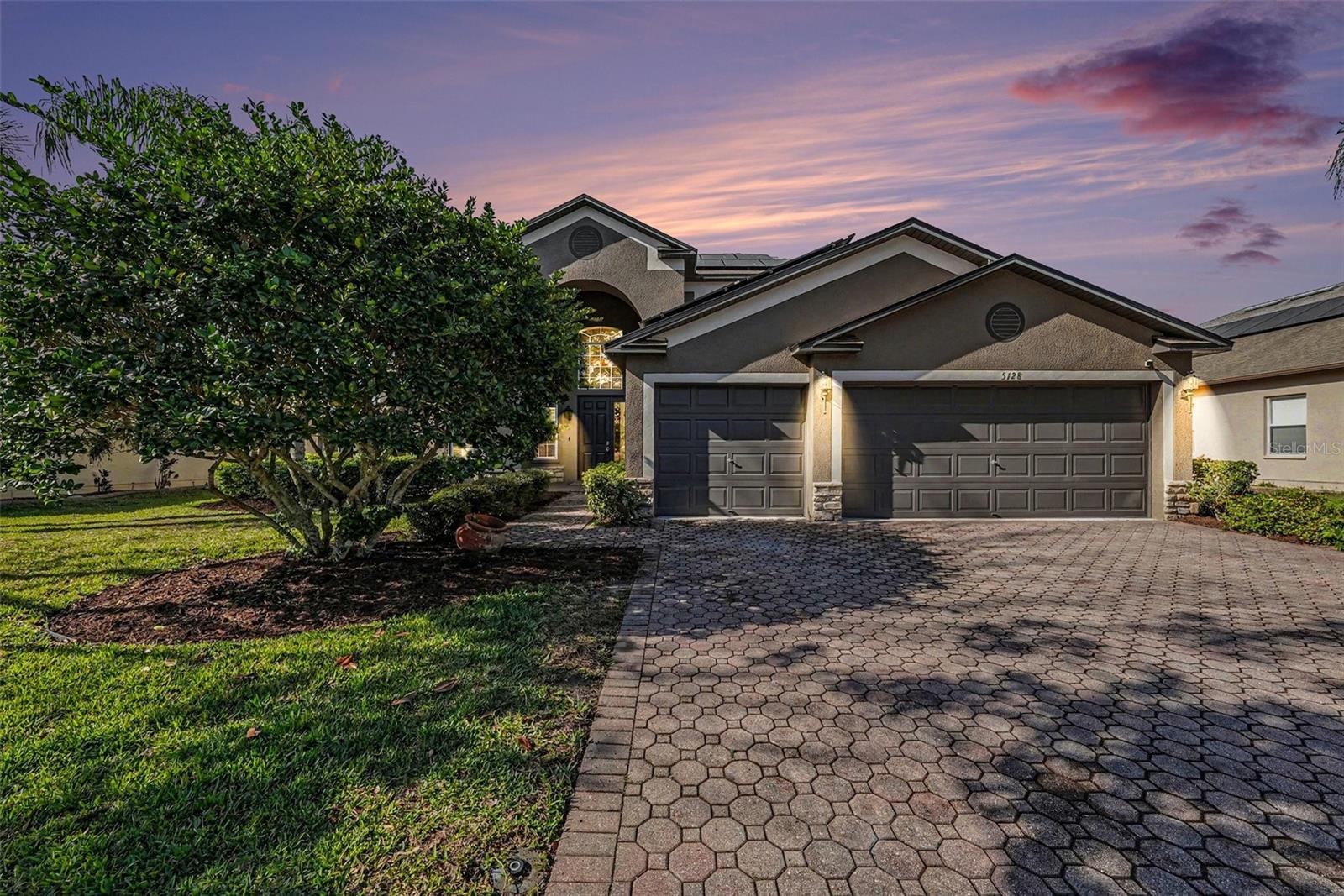 Listing photo id 33 for 5128 Hartwell Loop