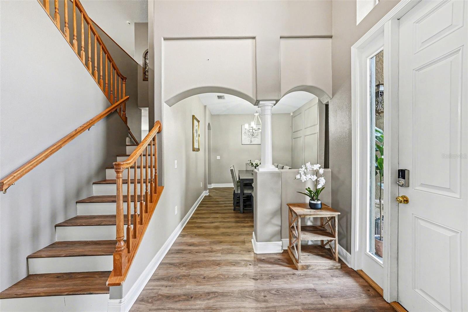 Listing photo id 6 for 5128 Hartwell Loop