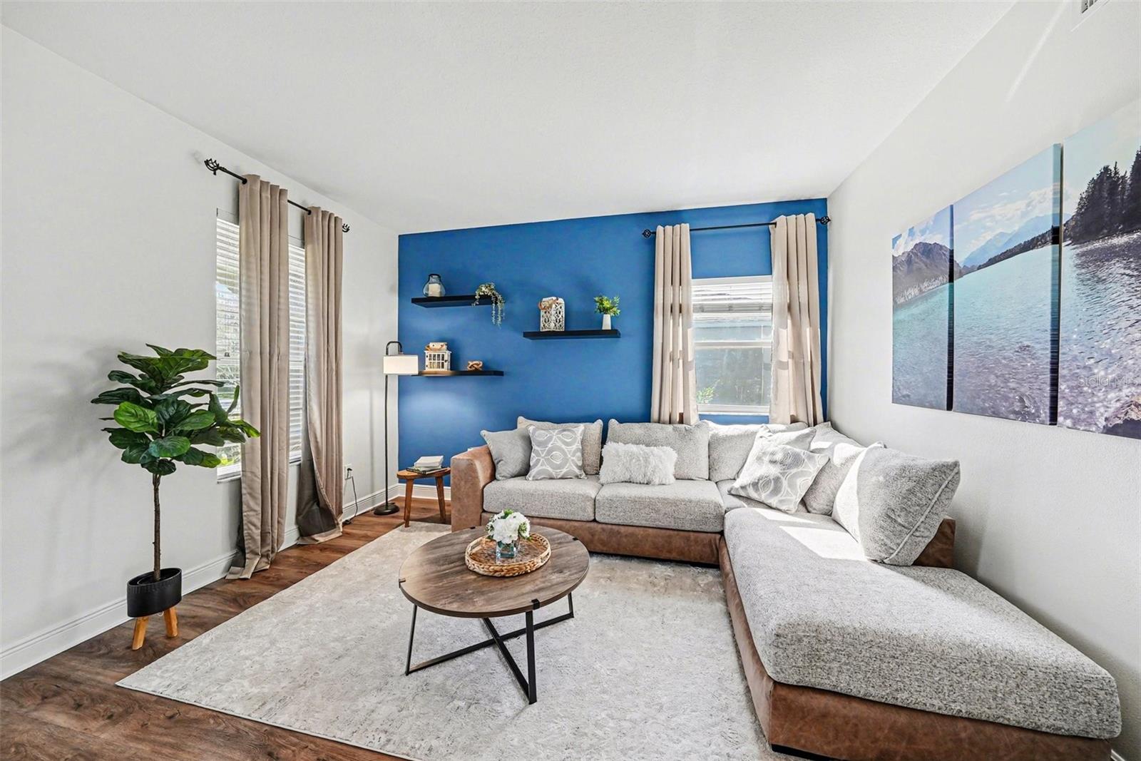 Listing photo id 7 for 5128 Hartwell Loop