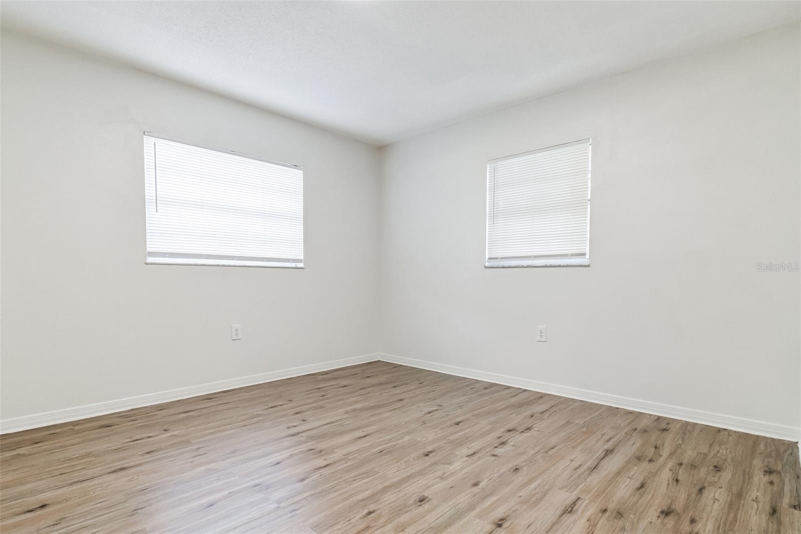 Image 12 of 19 For 6205 Seneca Street