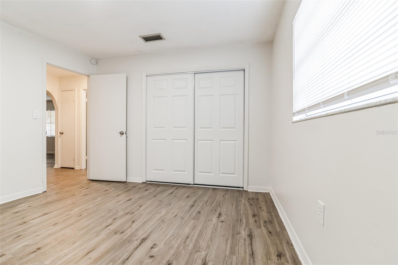 Image 13 of 19 For 6205 Seneca Street