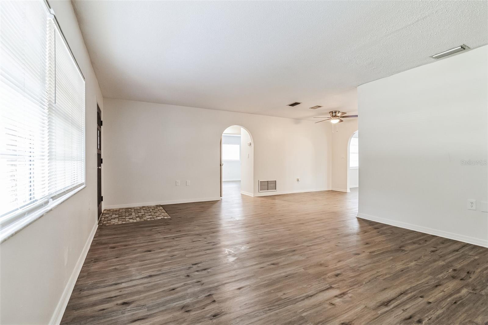 Image 7 of 19 For 6205 Seneca Street