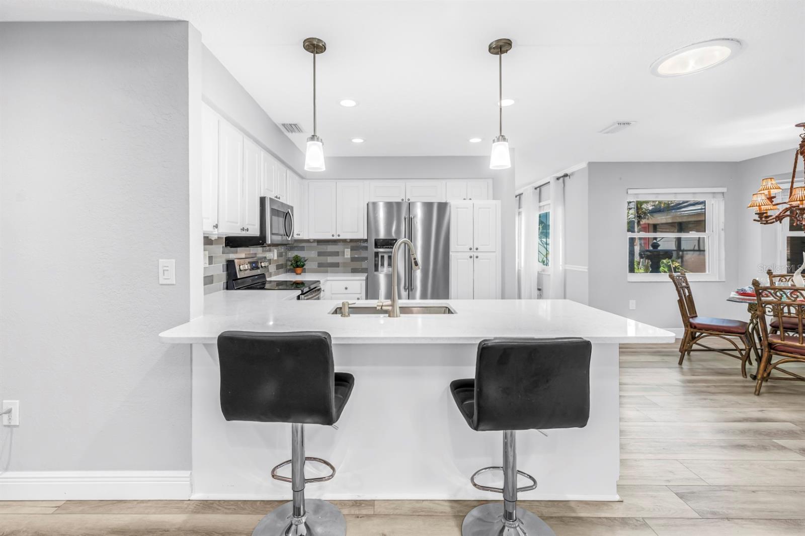 Image 19 of 62 For 10761 125th Avenue