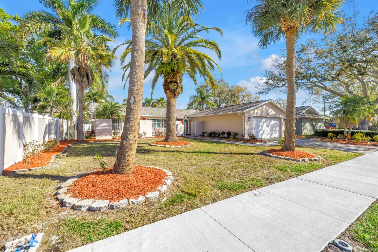 Image 2 of 62 For 10761 125th Avenue