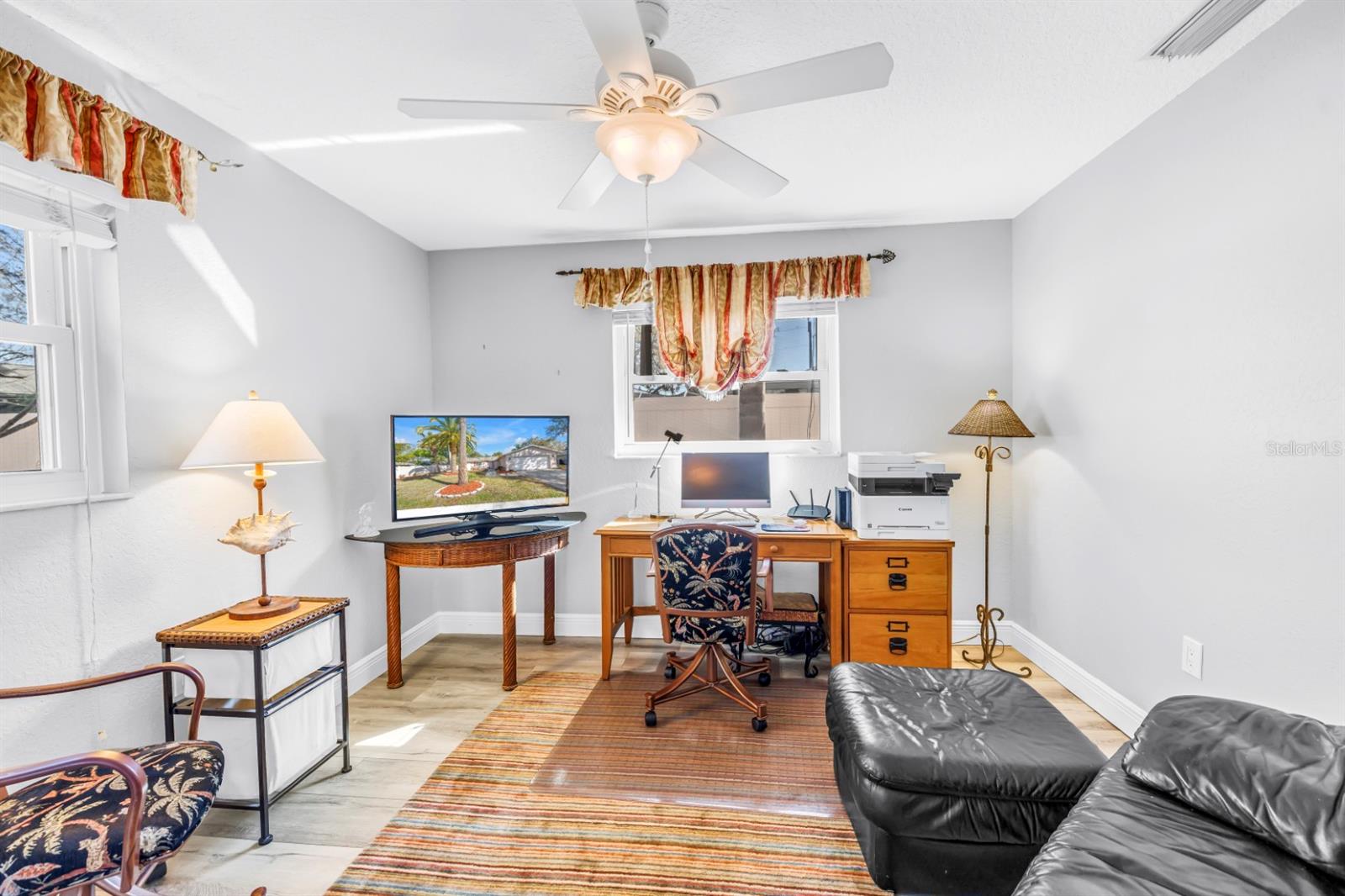 Image 29 of 62 For 10761 125th Avenue