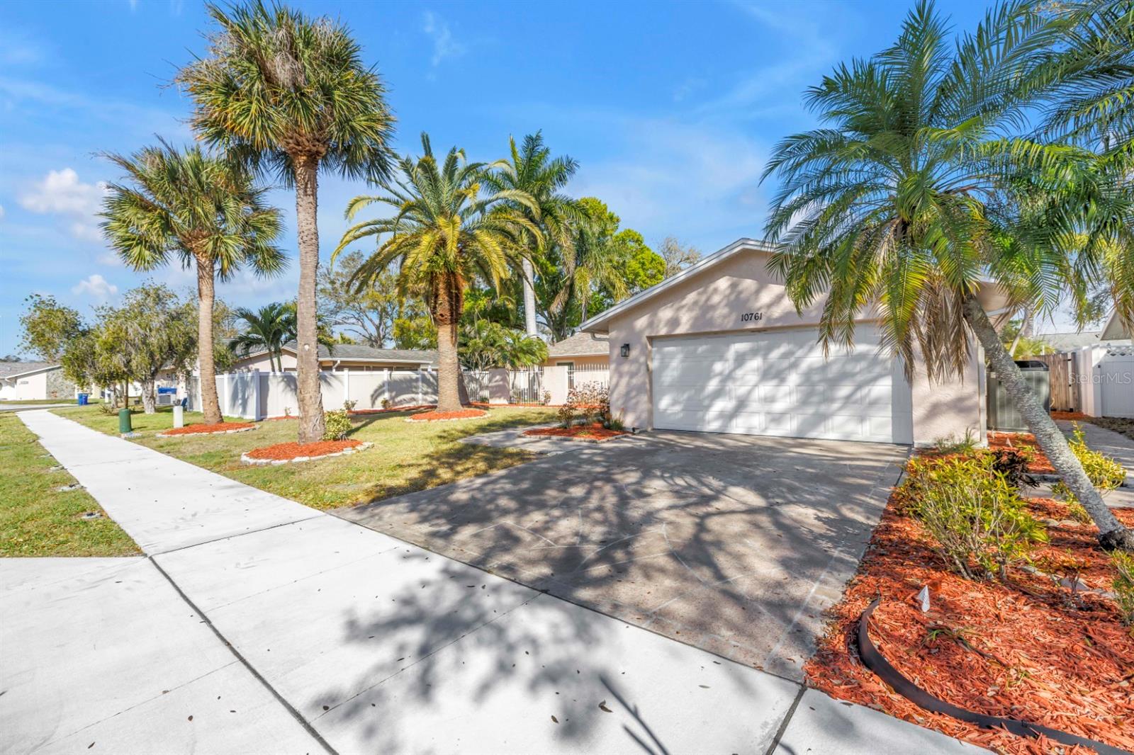 Image 3 of 62 For 10761 125th Avenue