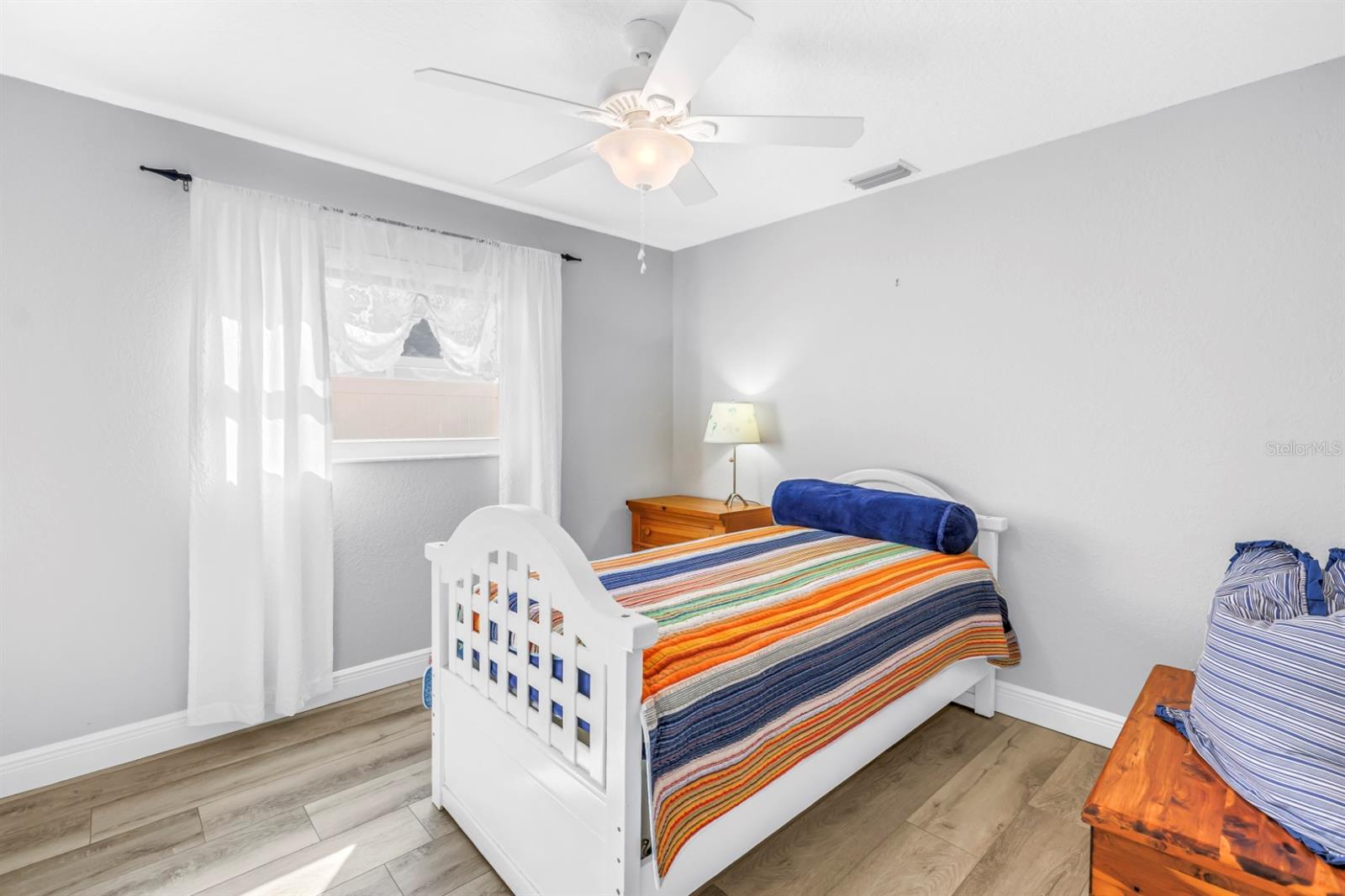 Image 34 of 62 For 10761 125th Avenue