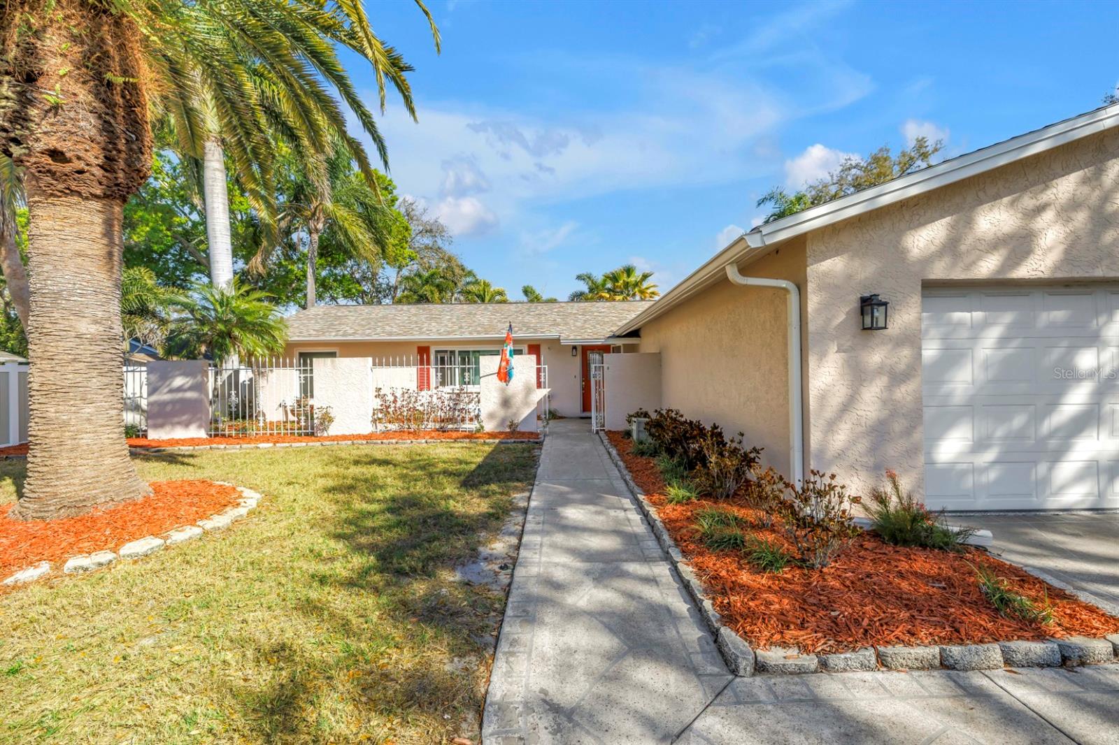 Image 4 of 62 For 10761 125th Avenue