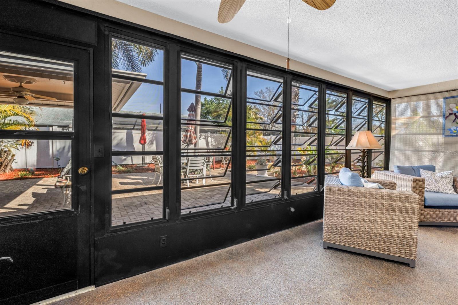 Image 41 of 62 For 10761 125th Avenue