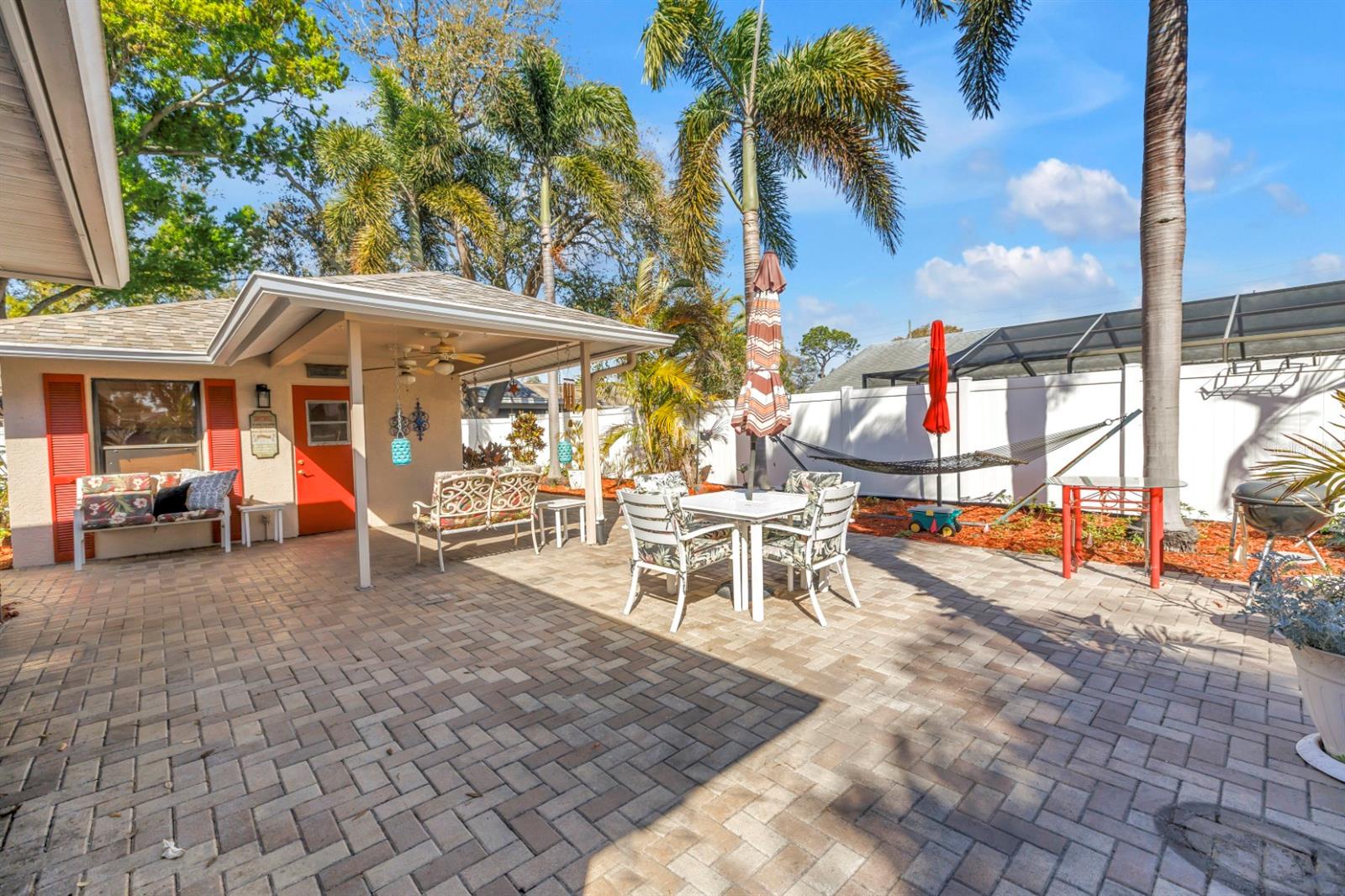 Image 42 of 62 For 10761 125th Avenue